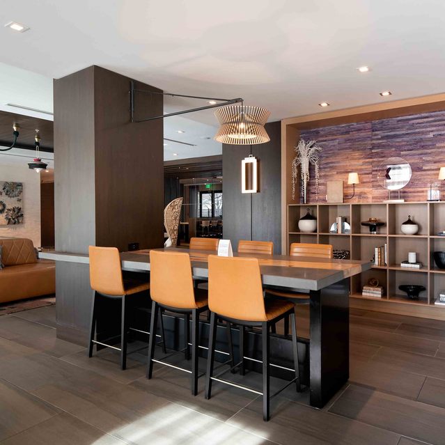 Instrata Pentagon City - Modern Lounge Area with Bar Stools