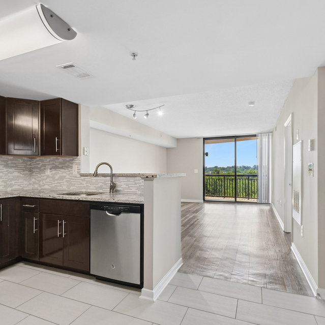 https://my.matterport.com/show/?m=oFZtYZCzVWP